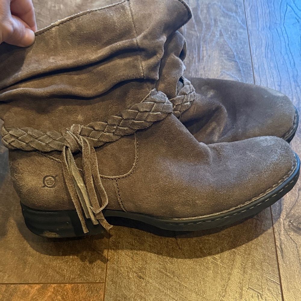 Born boots